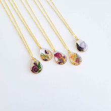 Load image into Gallery viewer, Birth Month Flower Necklace For Mom
