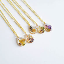 Load image into Gallery viewer, Birth Month Flower Necklace For Mom